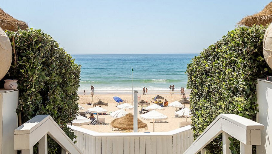 Cabana Beach Bar, Costa da Caparica, Portugal, Portugal
